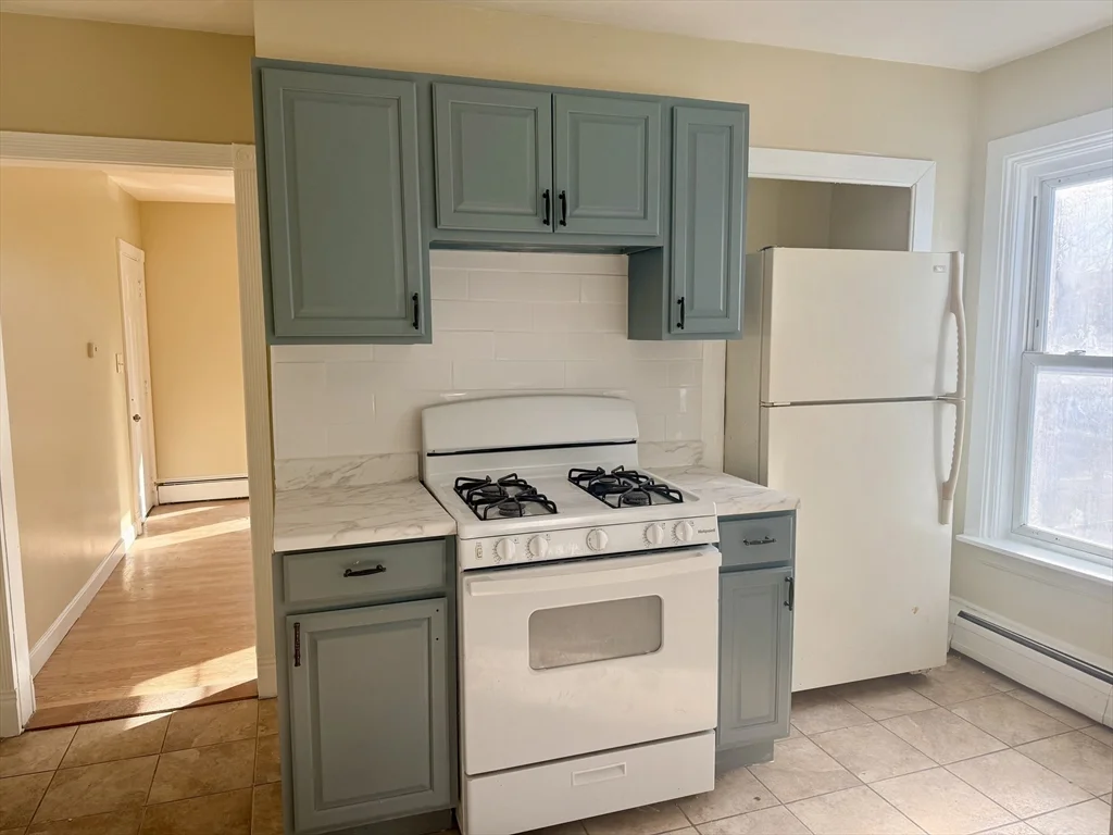 34 Cherry St, Brockton