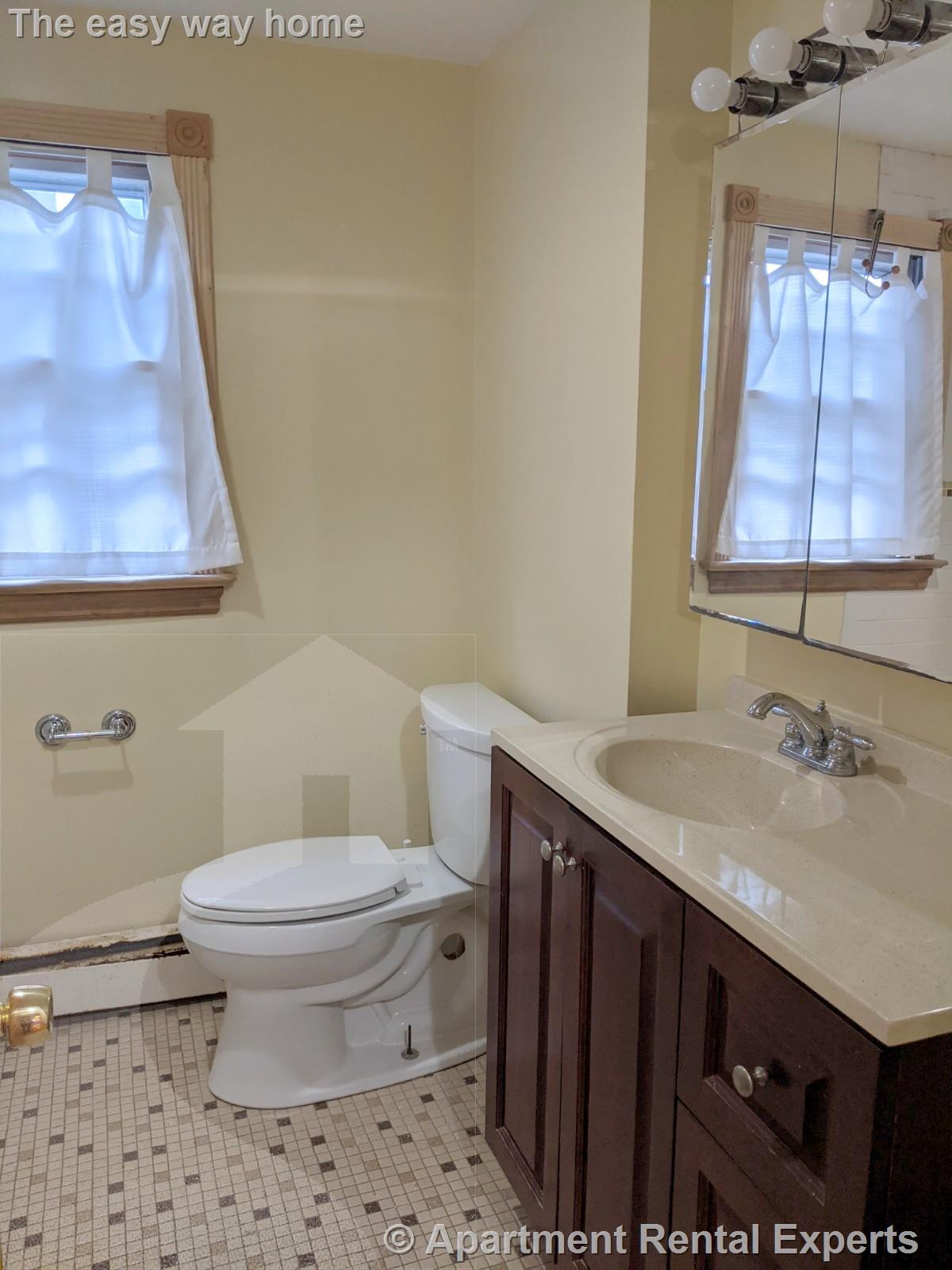 400 Walden St, Huron Village