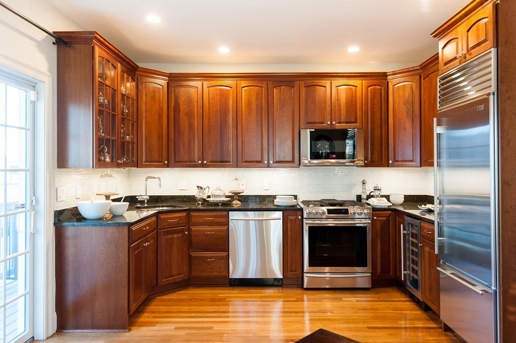 402 E 3rd St, South Boston