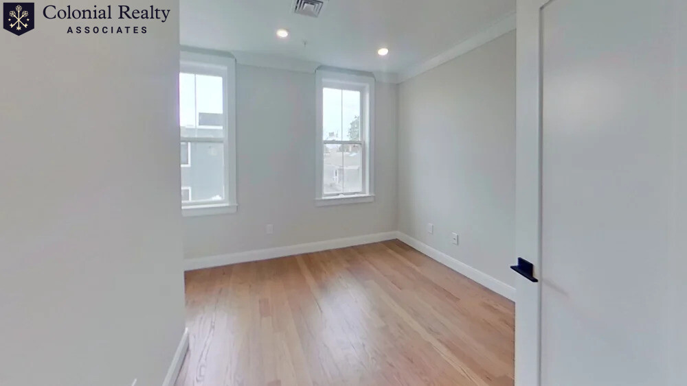 139 George St, Roxbury