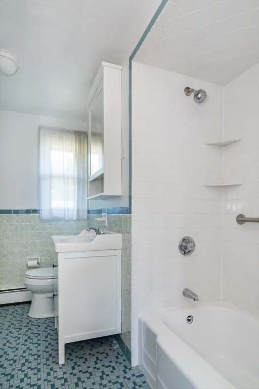 14 Rosslare Rd, Framingham