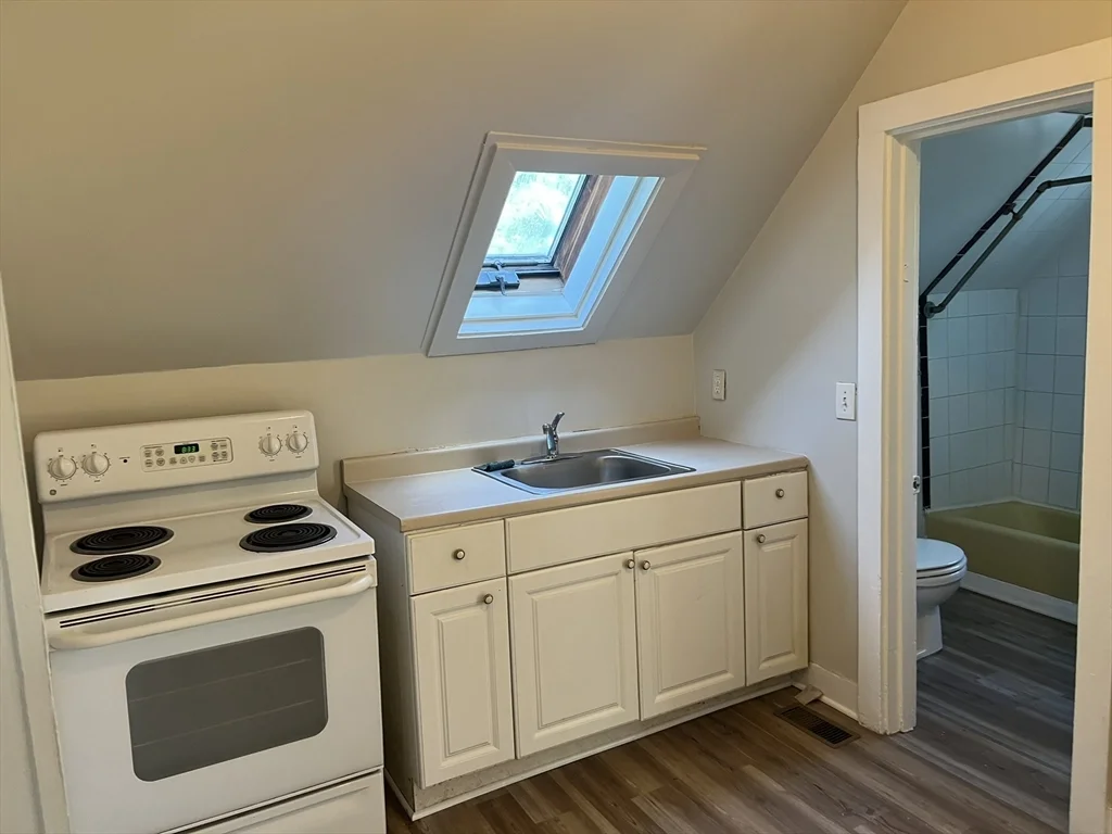 69 Beacon Park, Brockton