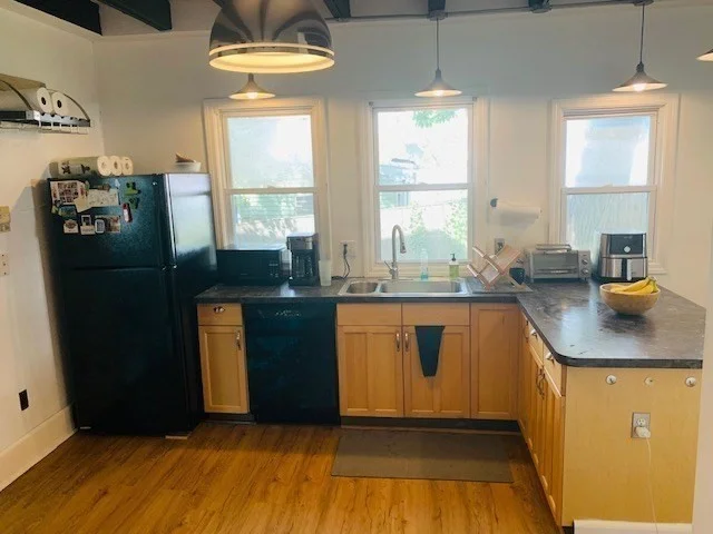 29 Draper St, Medford