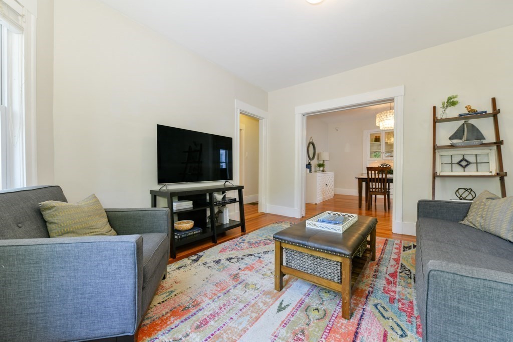 72 Lexington Ave, Davis Square