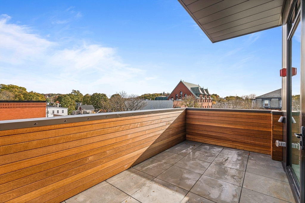 524 Main St, Melrose