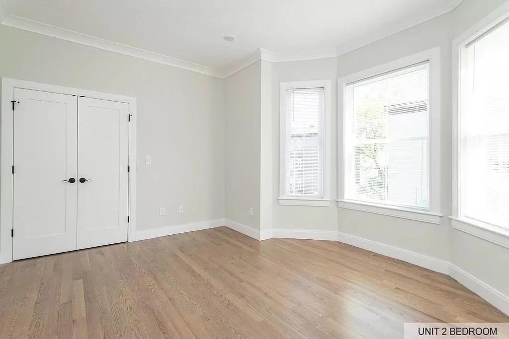 68 Day St, Jamaica Plain