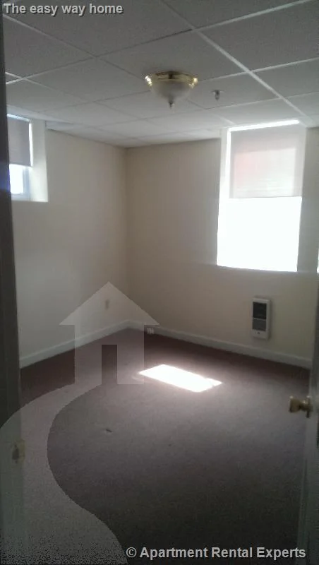 1622 Massachusetts Ave, Harvard Square