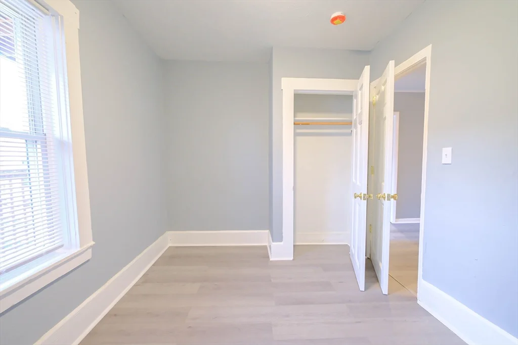 105 Clarendon St, Fitchburg