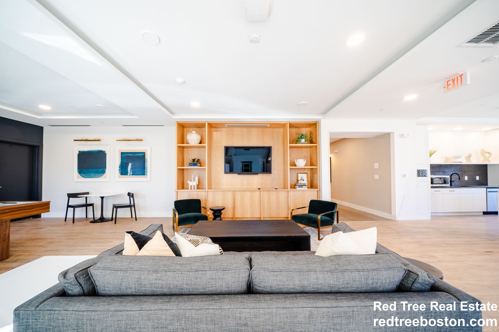 289 Walk Hill St, Roslindale