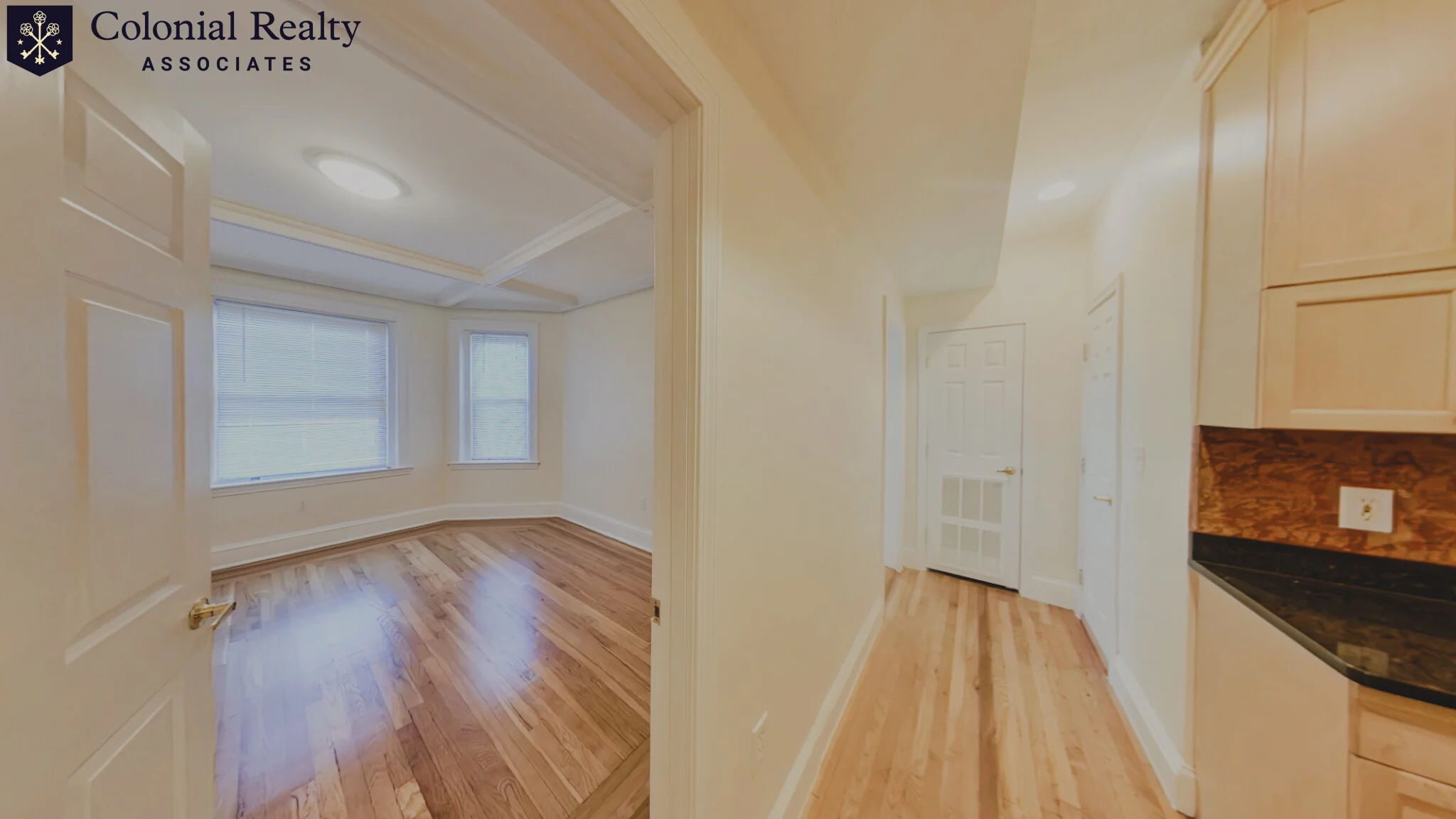 77 Thatcher St, North Brookline