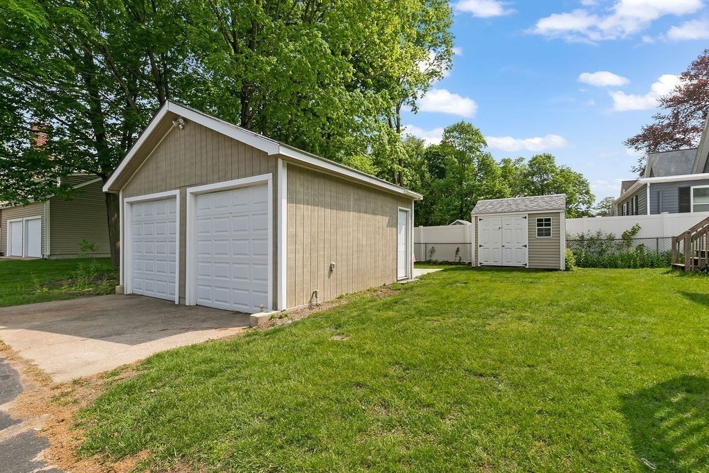 10 Cottage St, Attleboro Falls