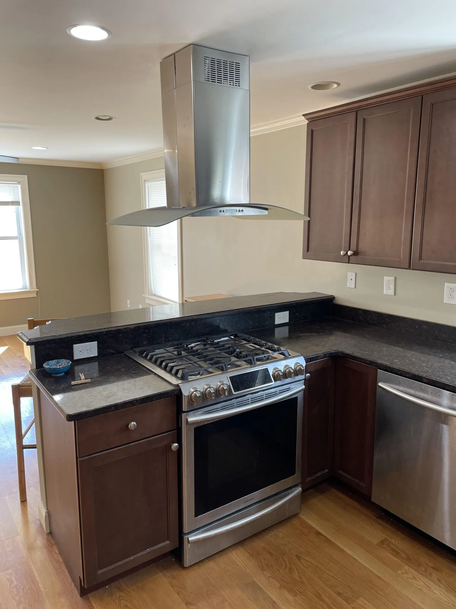 622 Trapelo Rd, Belmont