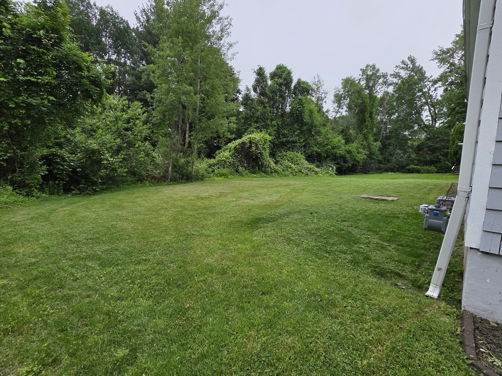 4 Hickey Dr, Framingham