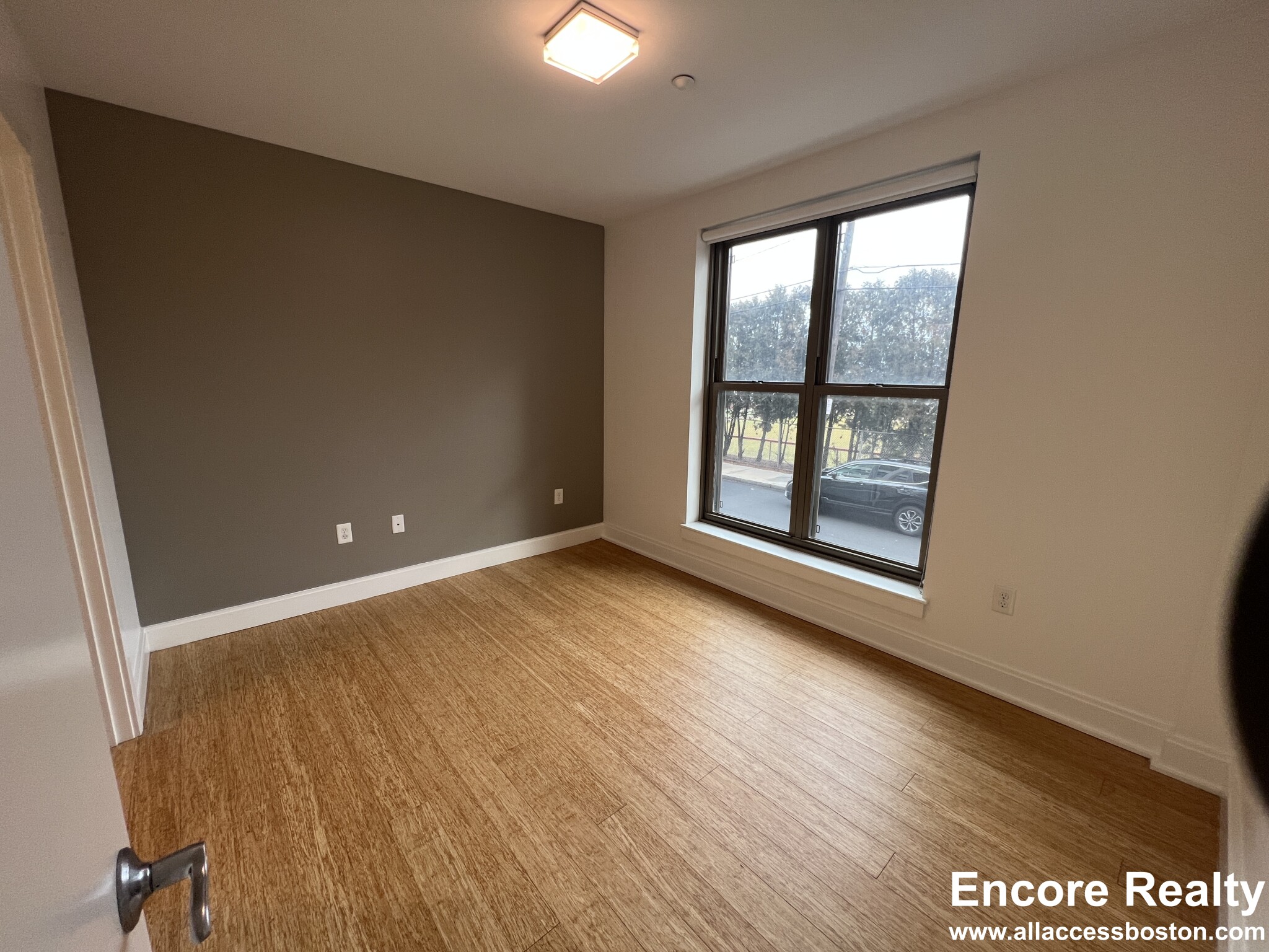 40 Malvern St, Allston