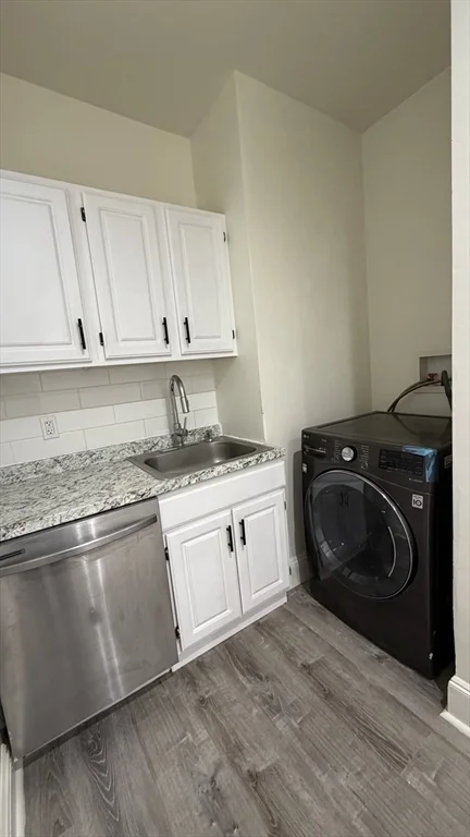 27 Hosmer St, Mattapan
