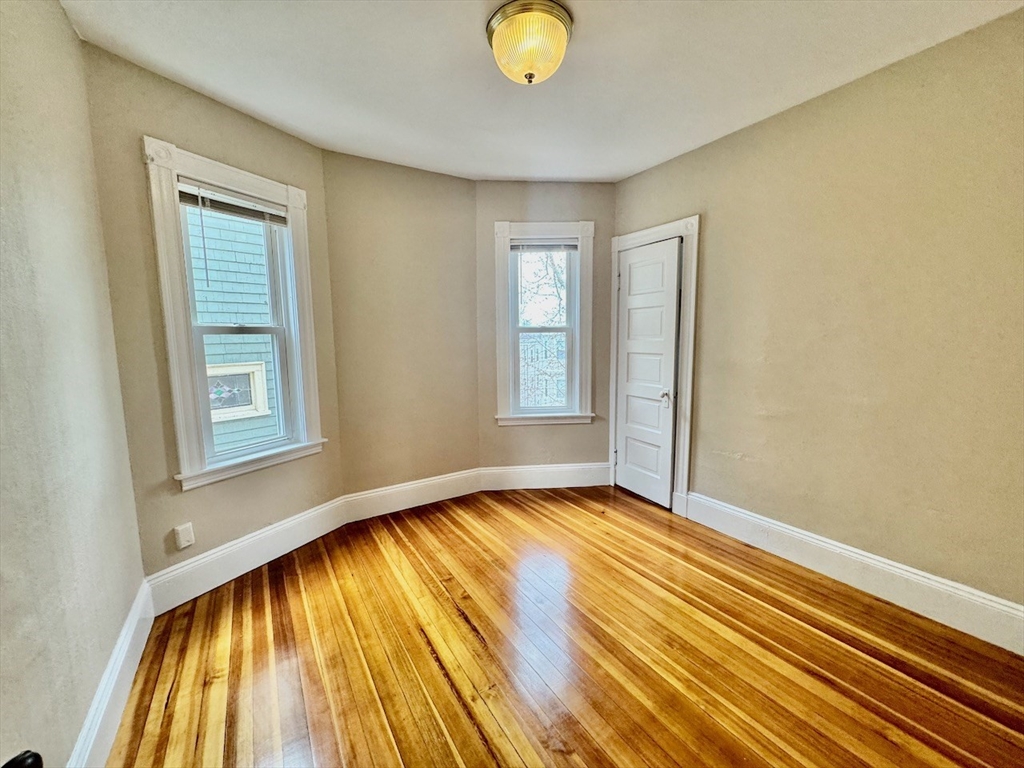 25 Rowell, Dorchester