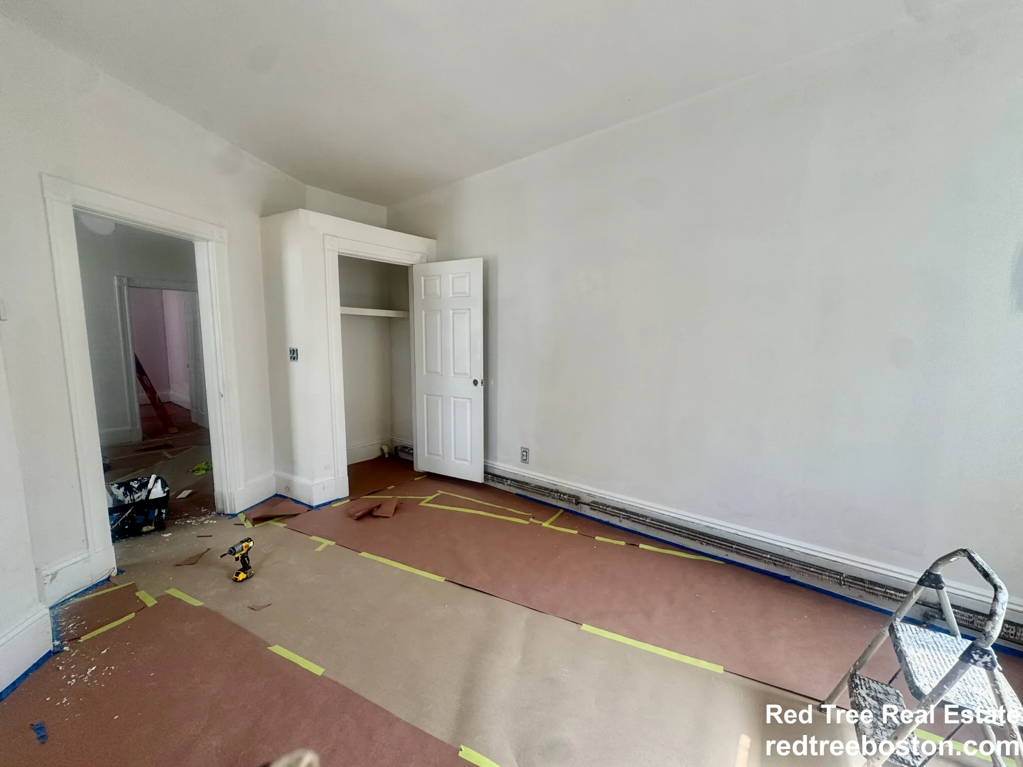 14 Quint Ave, Allston