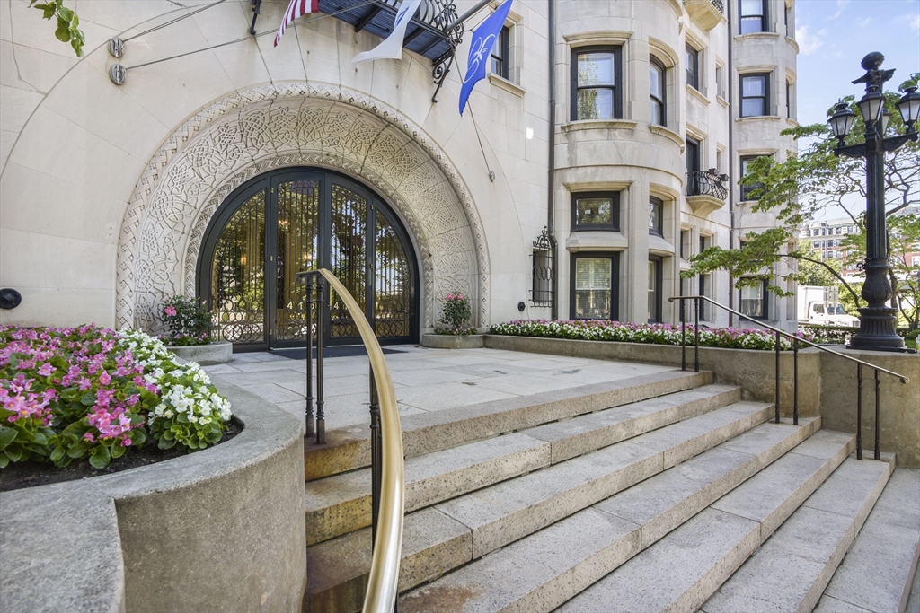 416 Commonwealth Ave, Back Bay