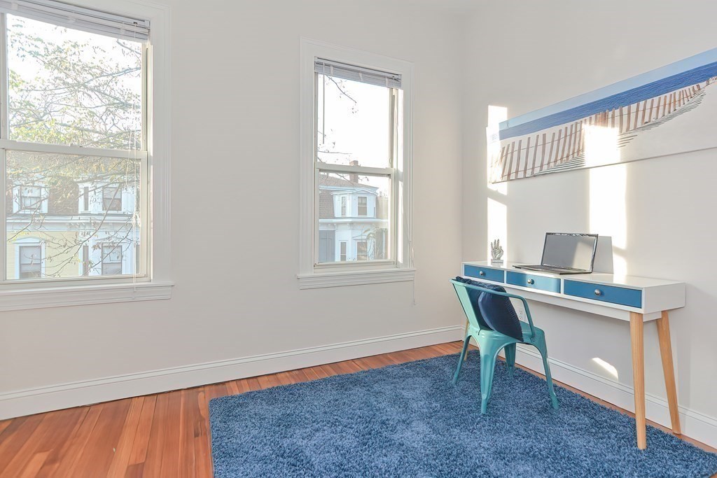 28 Inman St, Central Square