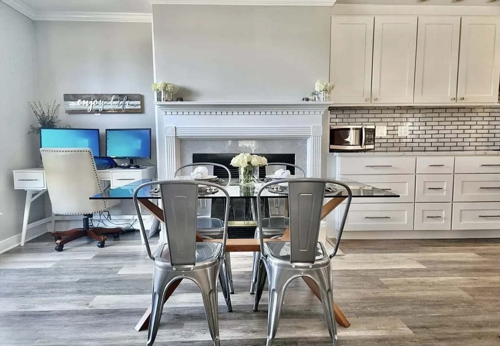 166 Quincy Shore Dr, Quincy