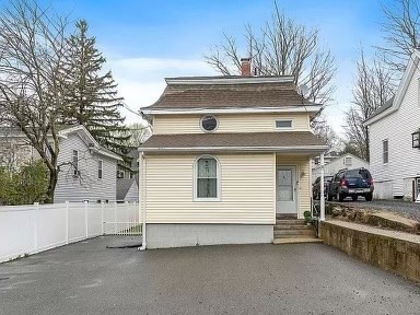 18 Cambridge St, Ayer