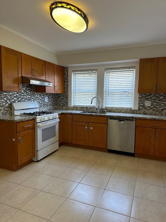 78 Harriet St, Brighton