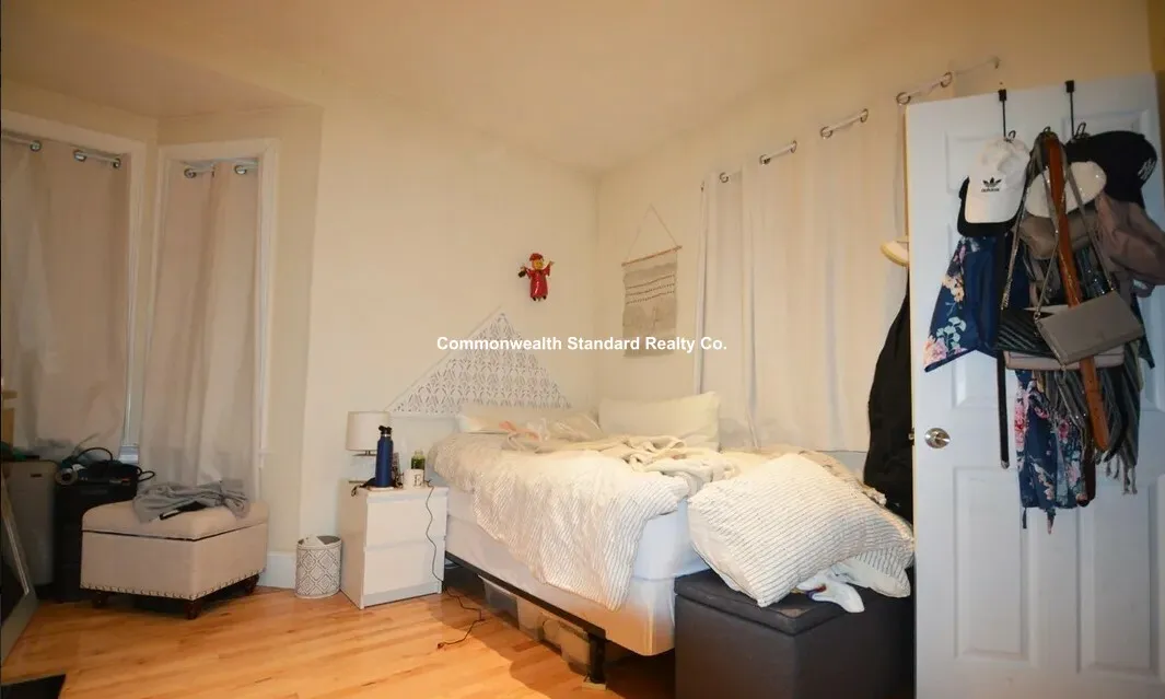 1203 Beacon St, Brookline