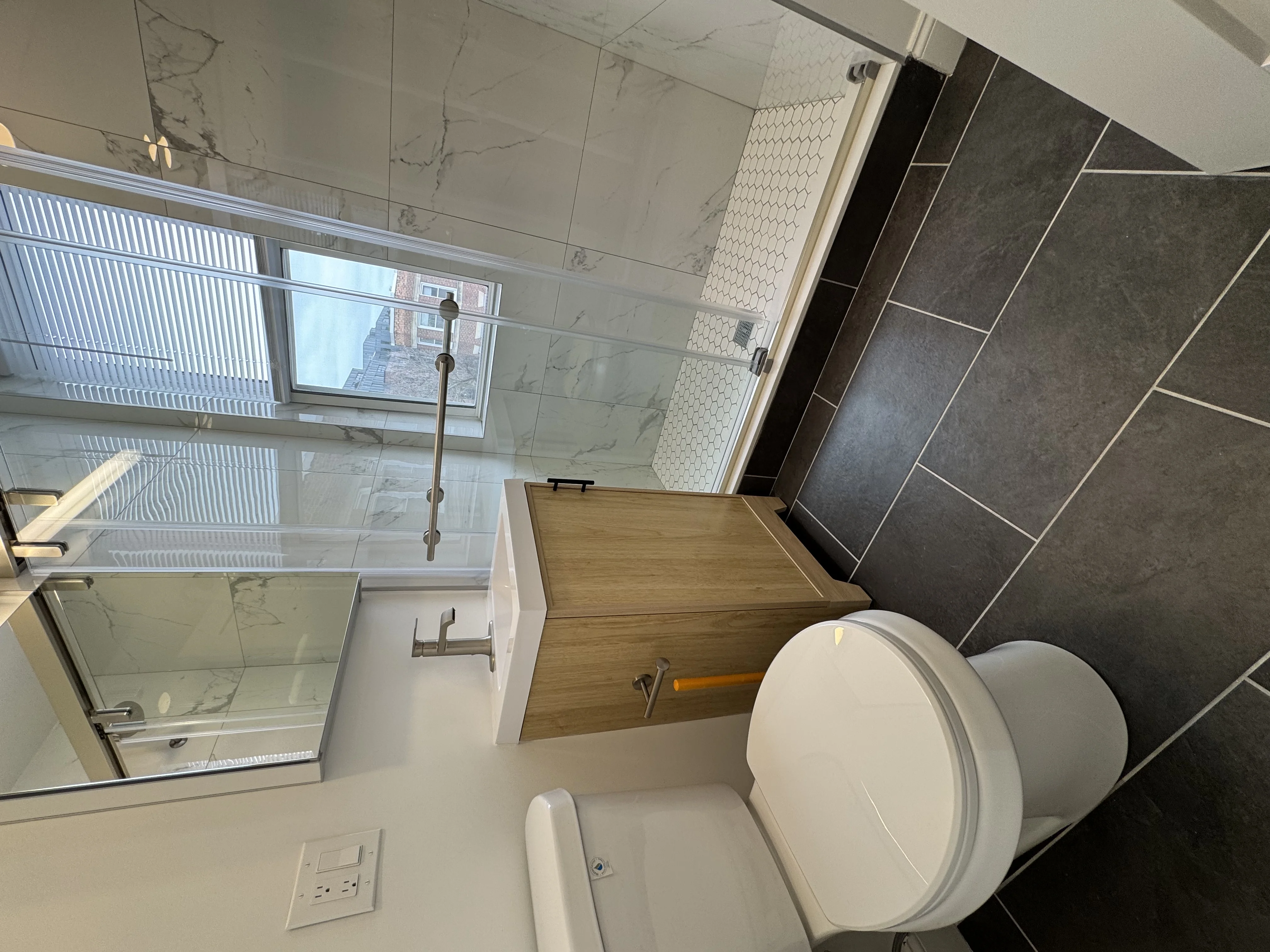 104 Queensberry St, Fenway