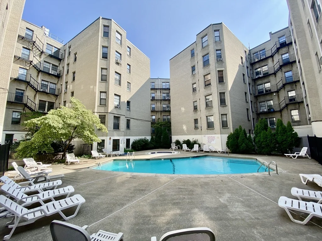 370 Chestnut Hill Ave, Brighton