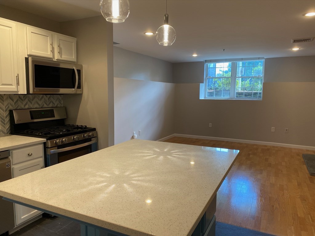 2277 Massachusetts Ave, North Cambridge