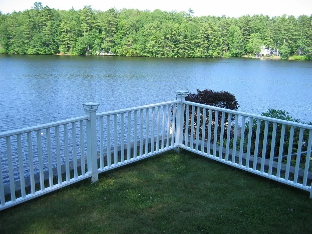3 Pine Tree Dr, Holland
