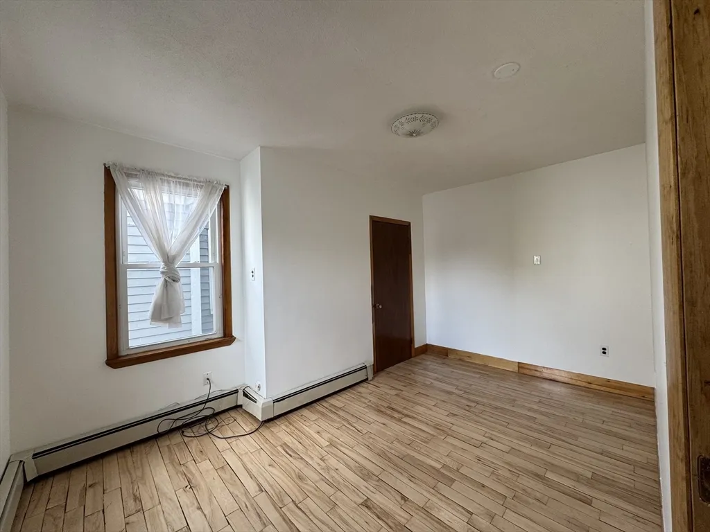 114 Thorndike St, East Cambridge