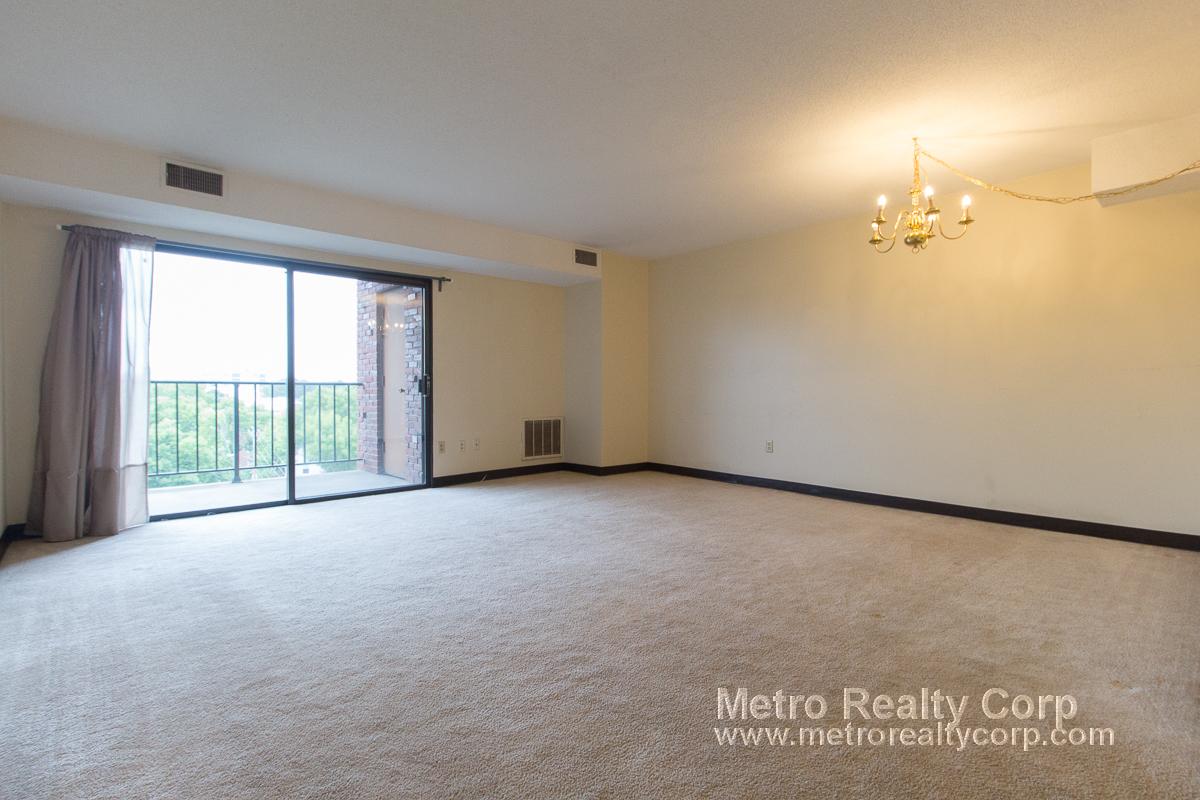 70 Centre St, Coolidge Corner