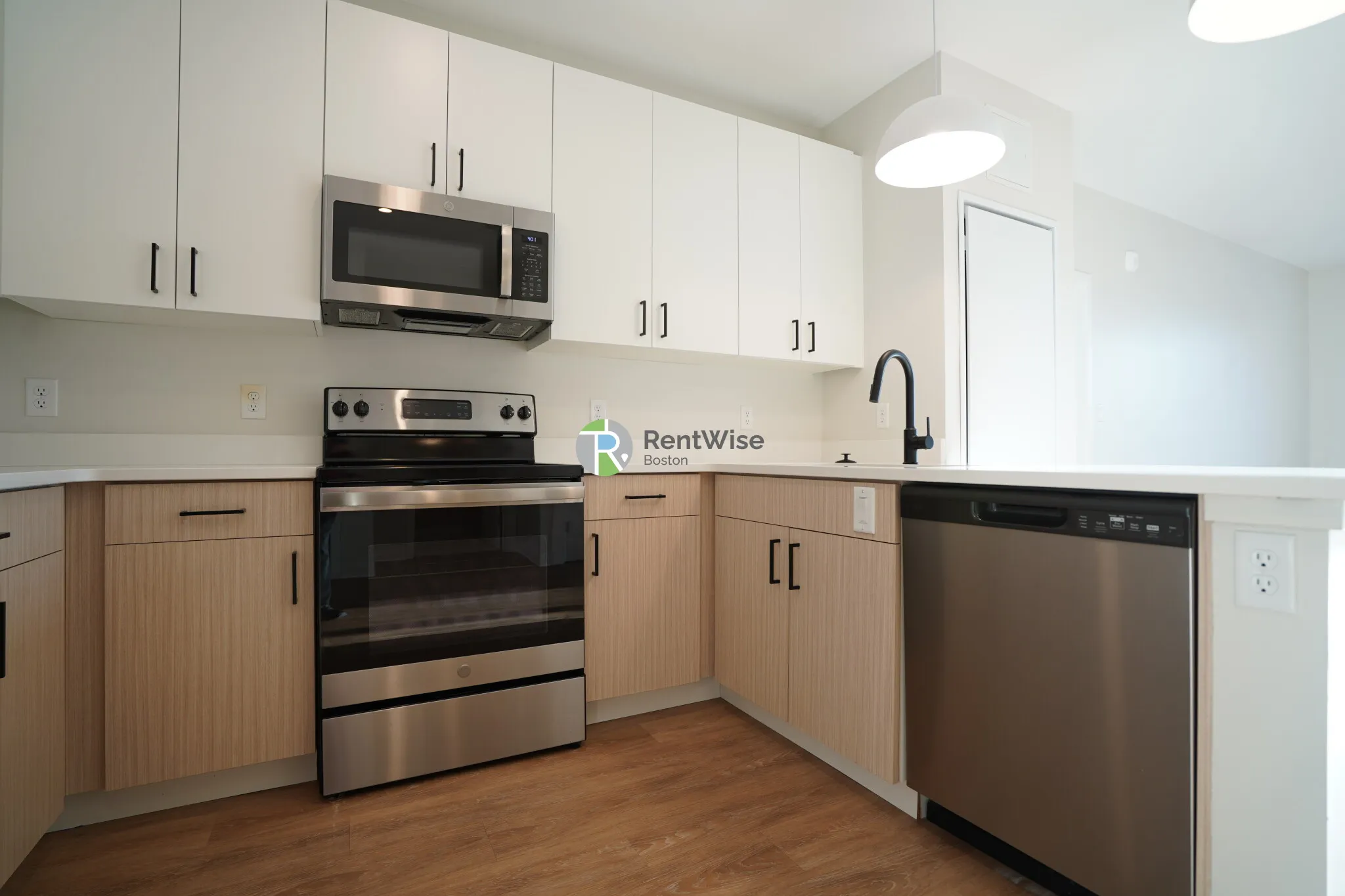 289 Walk Hill St, Roslindale