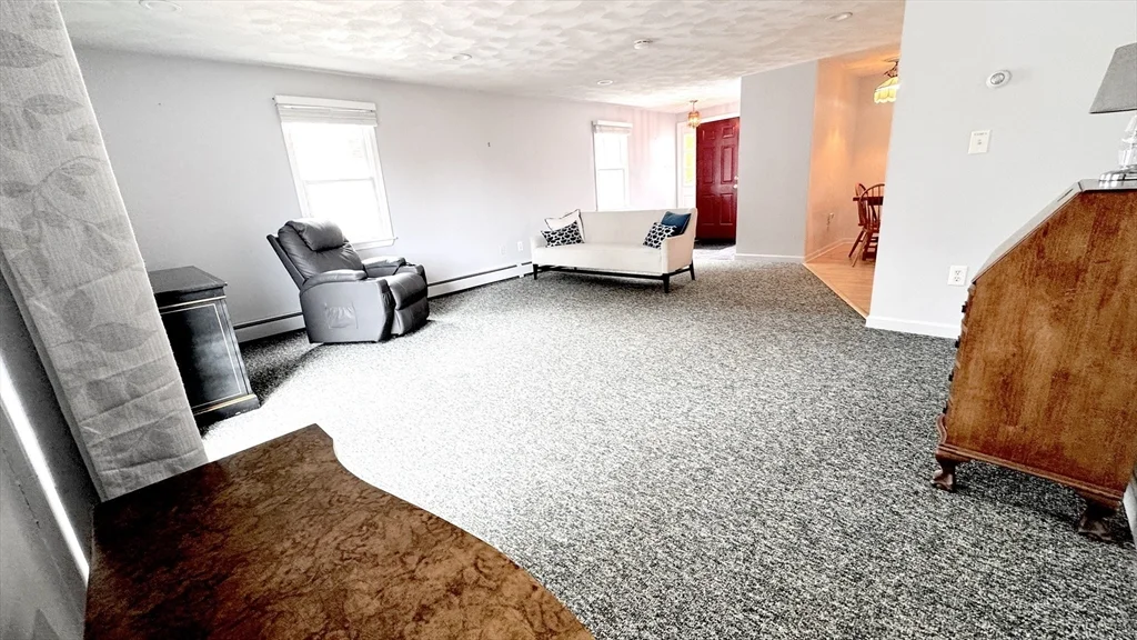 22 Purchase St, Danvers