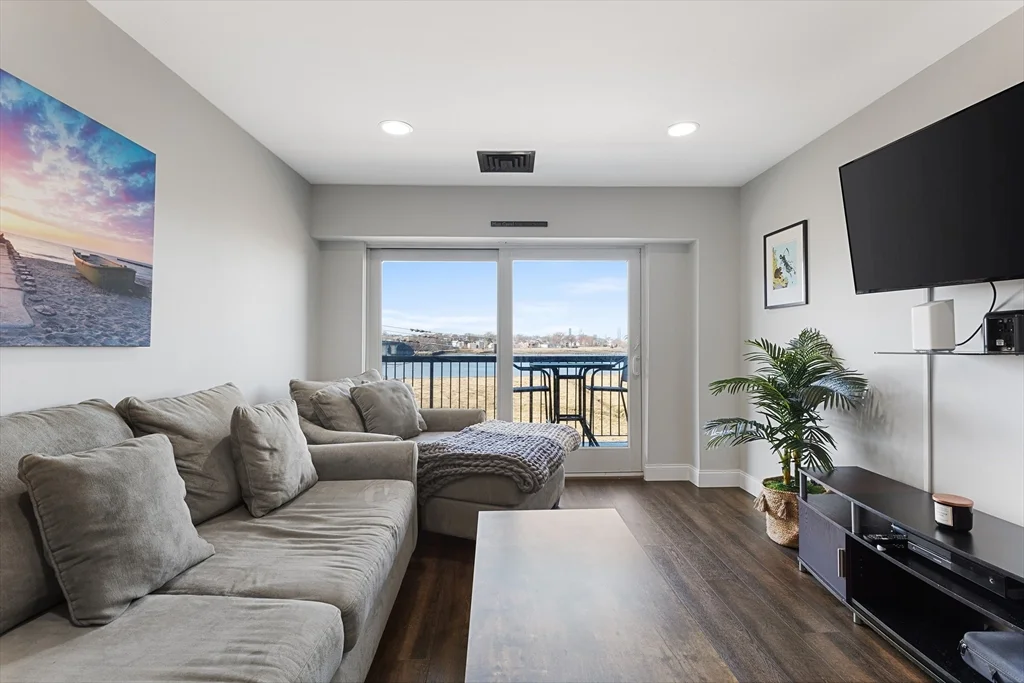 133 Commander Shea Blvd, Quincy