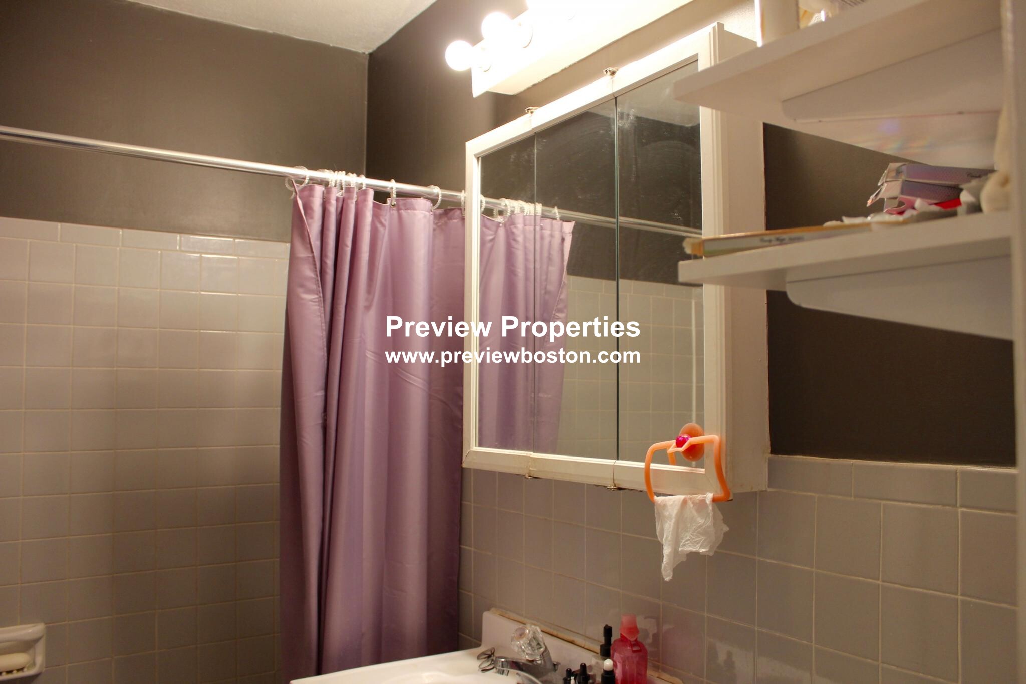 879 Beacon St, Fenway