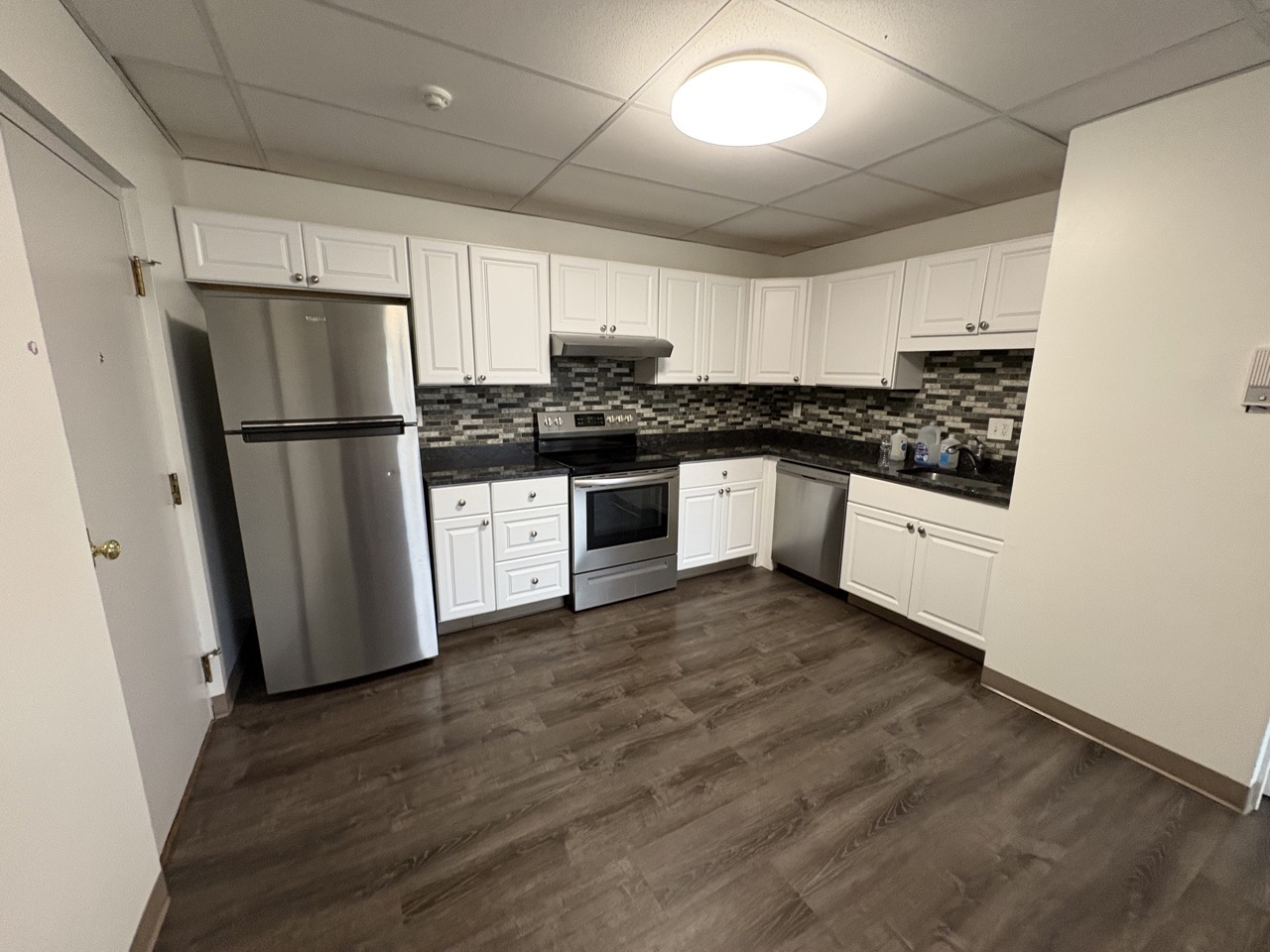 30 Hamilton St, Saugus