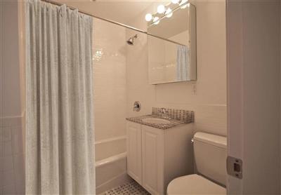 60 Brattle St, West Cambridge