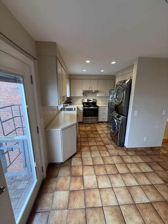 65 Brooks St, East Boston