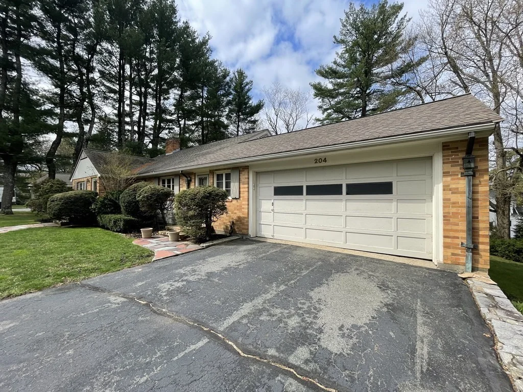 204 Follen Rd, Lexington