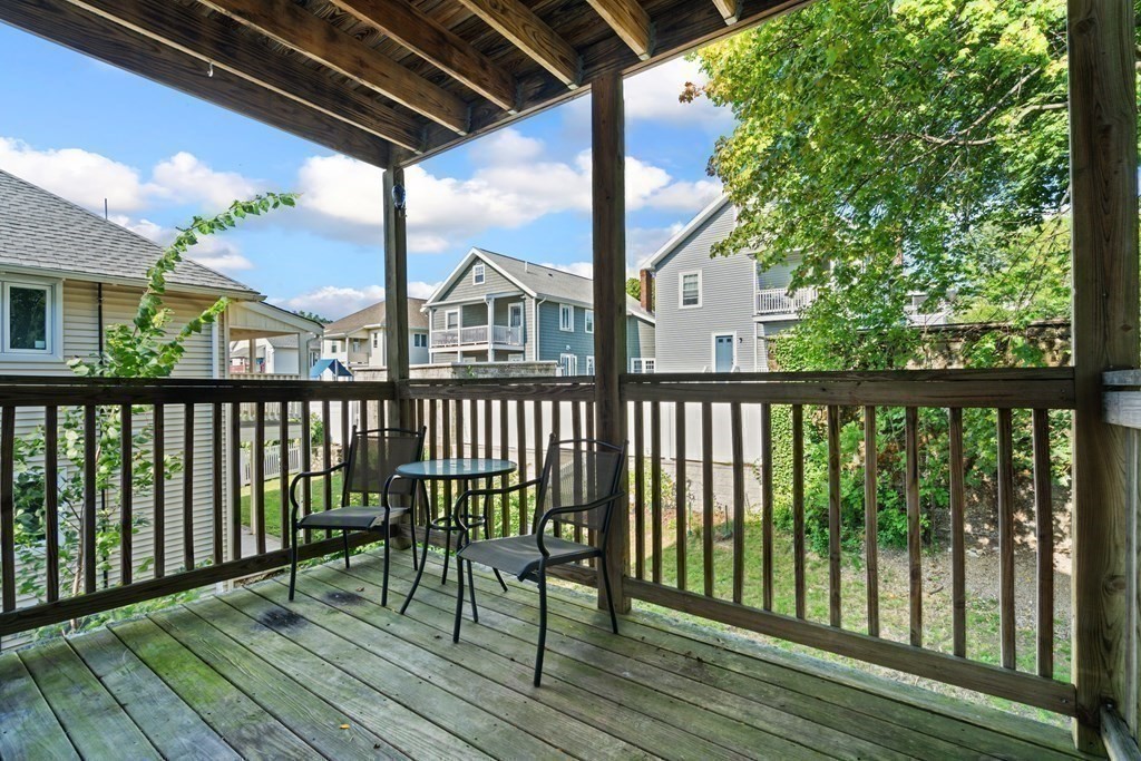 64 Creeley Rd, Belmont