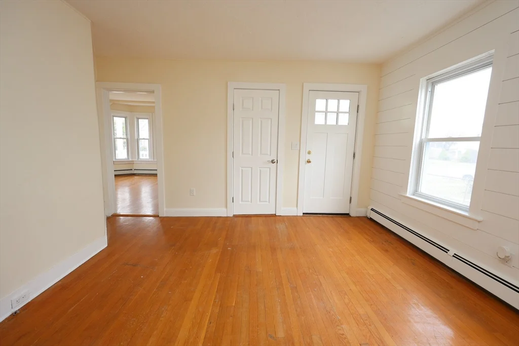 50 Atherton St, Stoughton