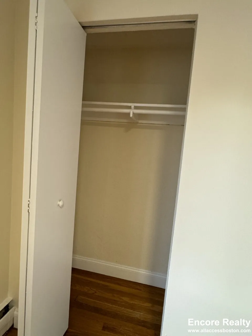 230 Babcock St, North Brookline