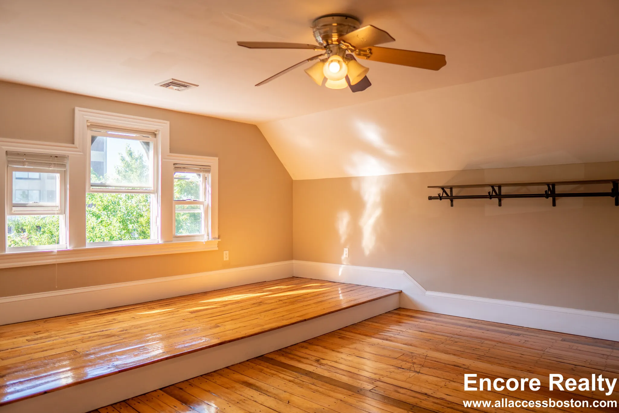 1 Parker Hill Ter, Mission Hill