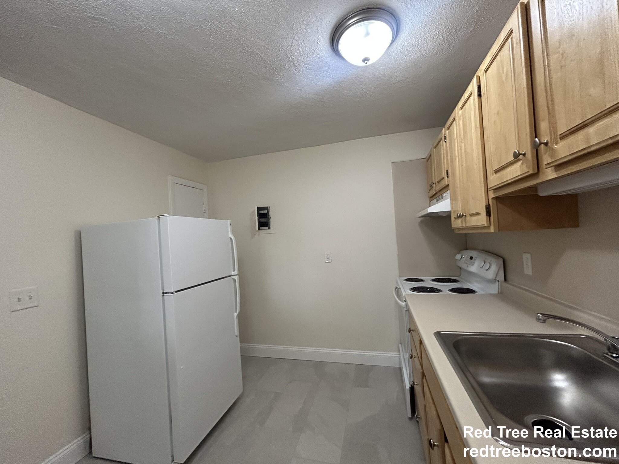 84 Gardner St, Allston