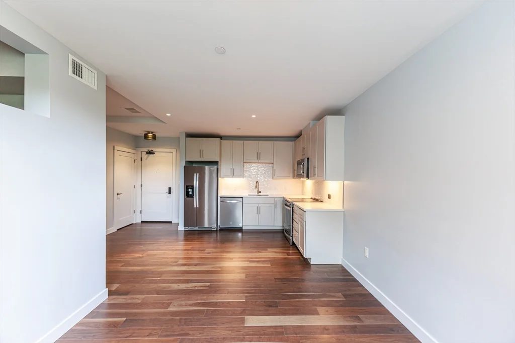 136 Babcock St, North Brookline