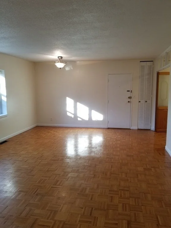 169 Lake Shore, Brighton