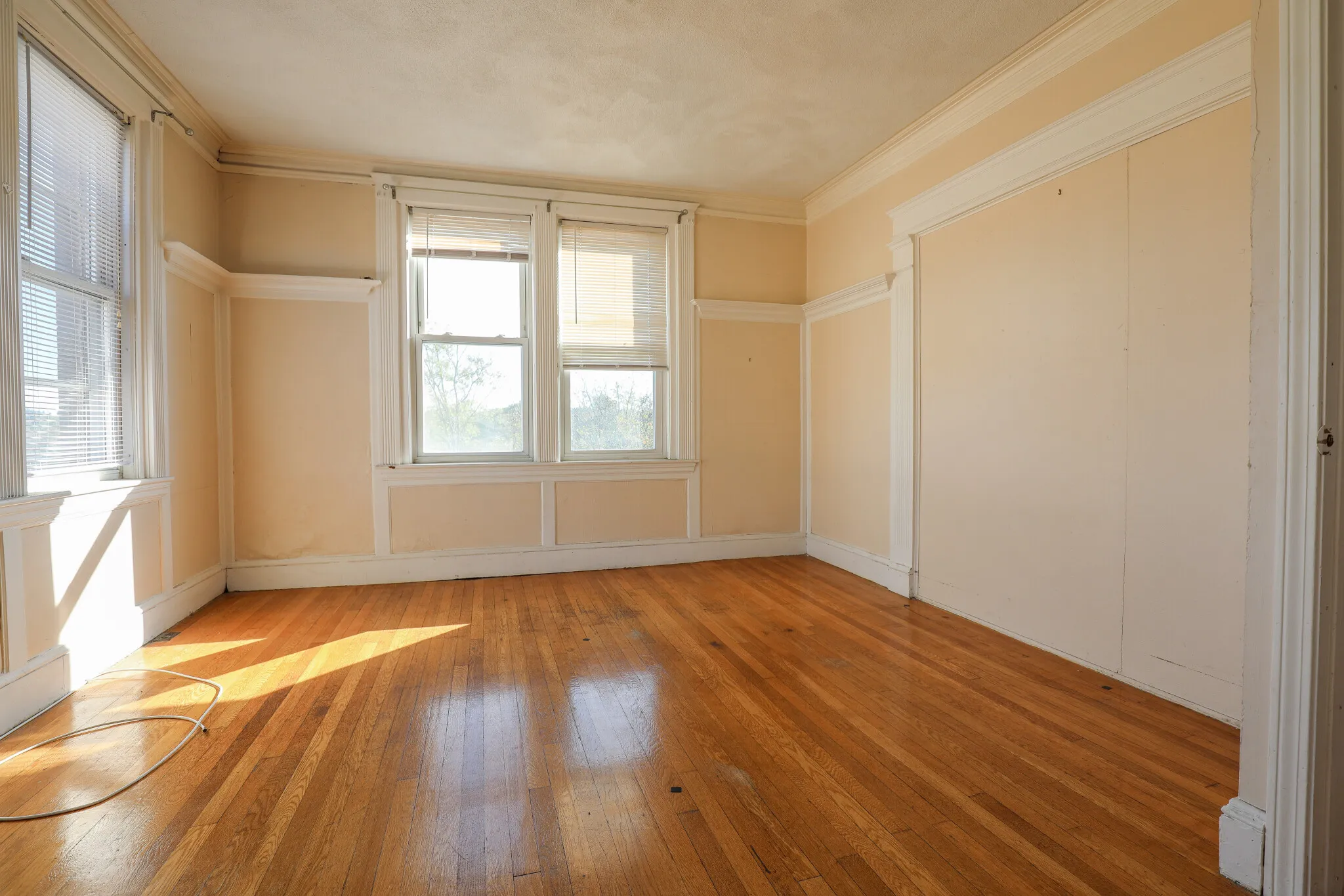 1705 Commonwealth Ave, Brighton