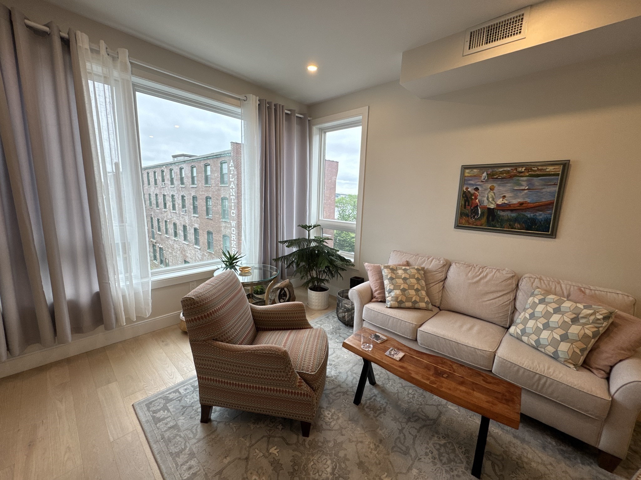 71 Border St, East Boston